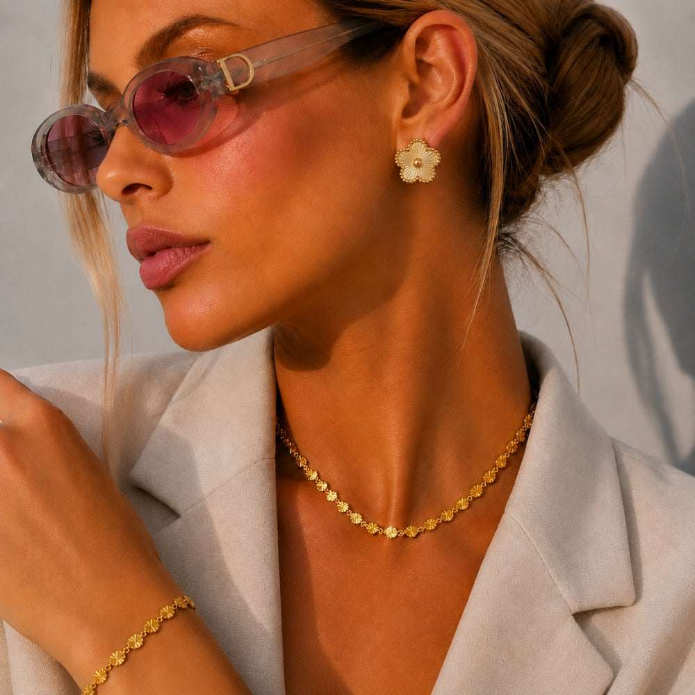 Evelia Bloom Studs - Gold