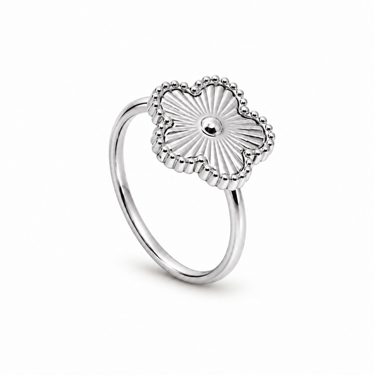 Evelia Bloom Ring - Silver